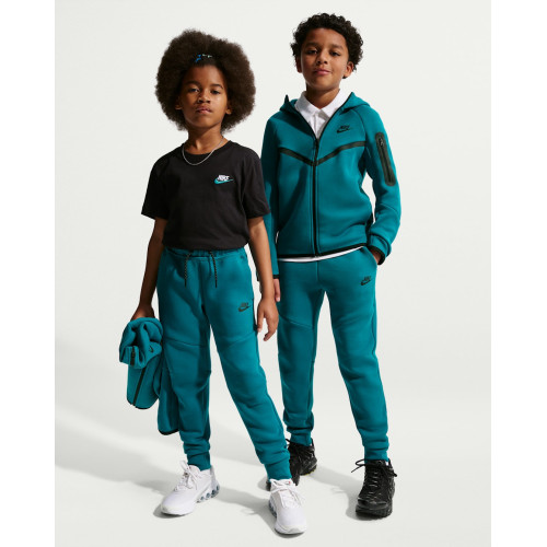 Детские штаны Nike Boys Sportswear Tech Fleece Jogger HV5869-372
