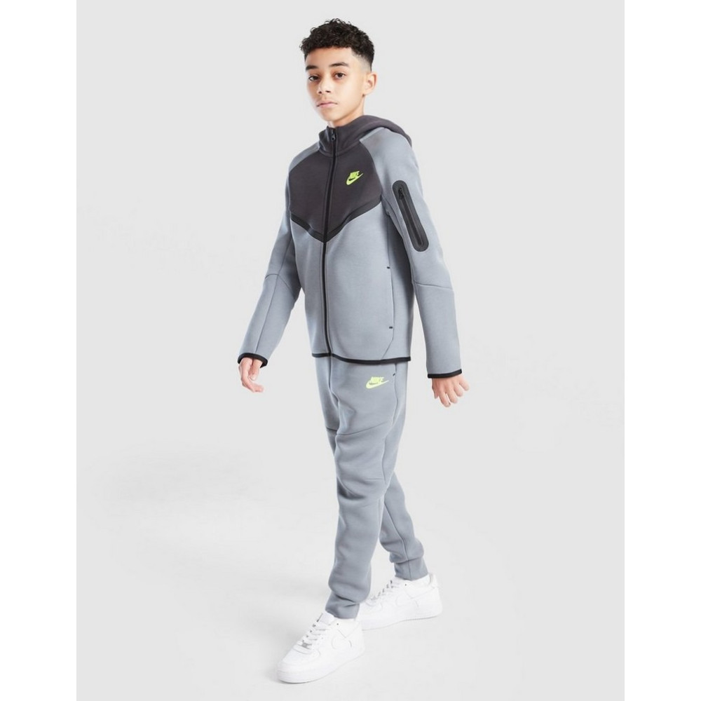 Дитяча спортивна кофта Nike Boys Sportswear Tech Fleece Hoodie HV5867-060