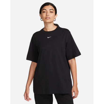 Женская футболка Nike Sportswear Essential Tee FD4149-010