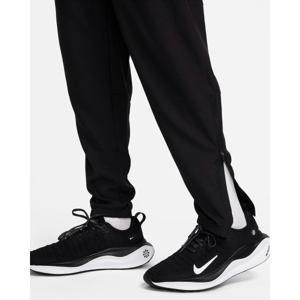 Штаны Nike Dri-Fit Challenger Woven Pant FQ4780-010