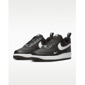 Кросівки Nike Air Force 1 07 Tech IR5599-001
