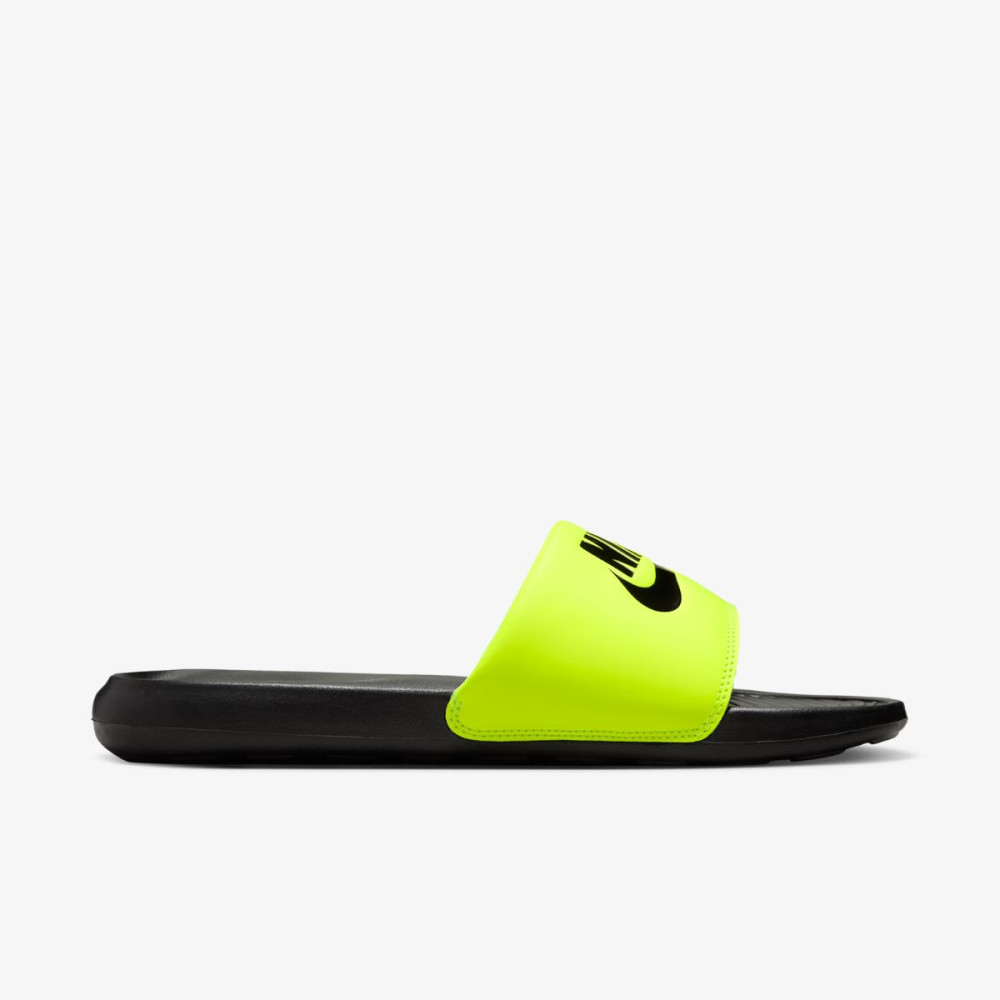 Тапочки Nike Victori One Slide CN9675-015