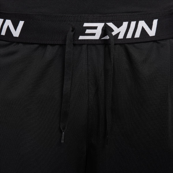 Шорты повседневные Nike Dri-FIT Totality 7IN Unlined Short FV9618-010