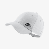 Кепка Nike Sportswear Heritage 86 Futura Classic Cap AO8662-101