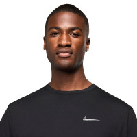 Футболка Nike Dri-Fit Hyverse Tee FV9614-010
