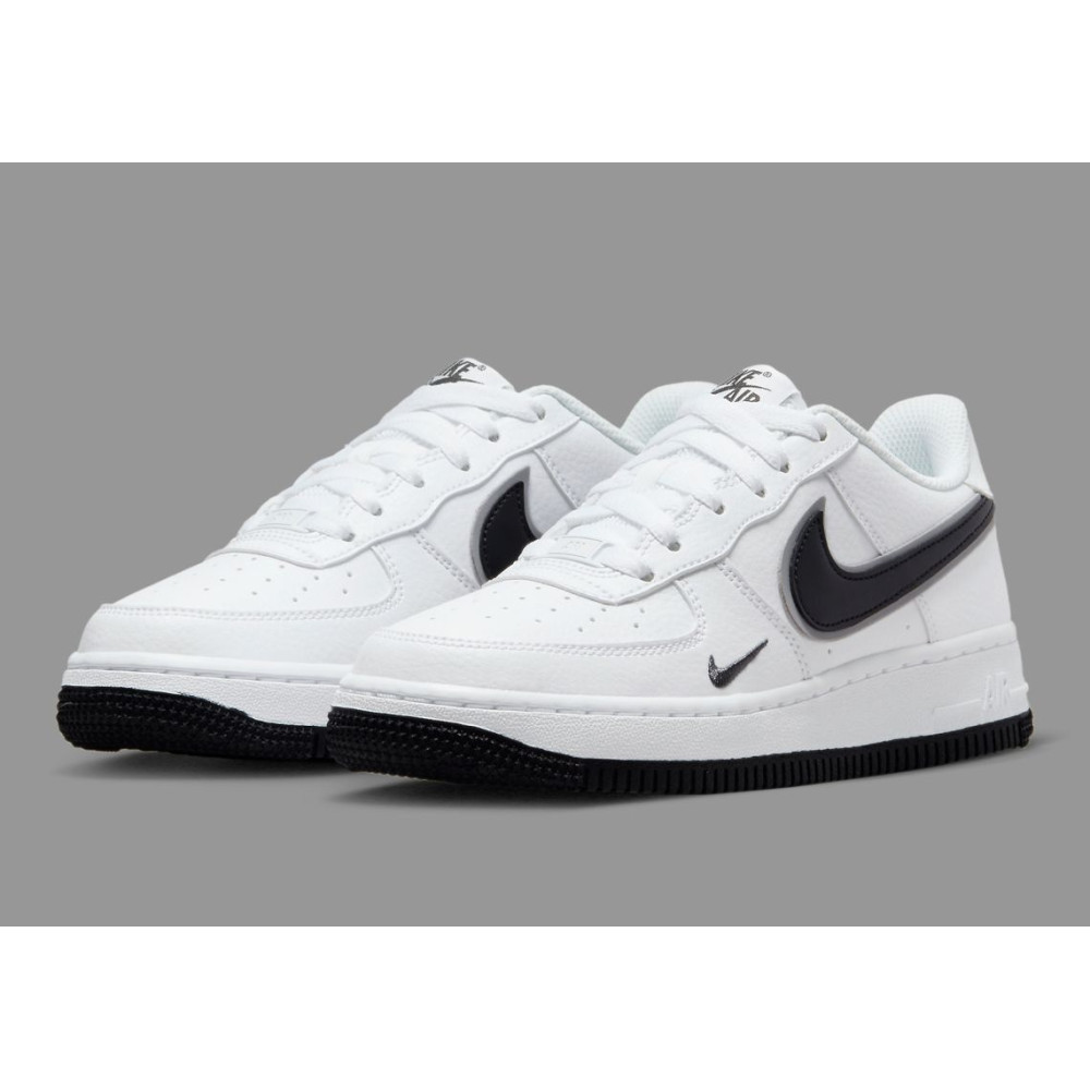 Кросівки Nike Air Force 1 DX9269-100
