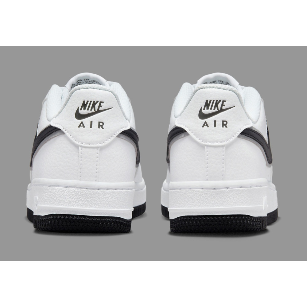 Кросівки Nike Air Force 1 DX9269-100