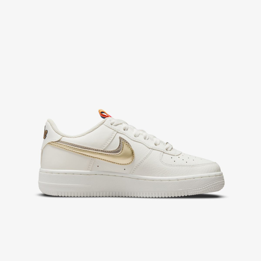 Кросівки Nike Air Force 1 LV8 DH9595-001