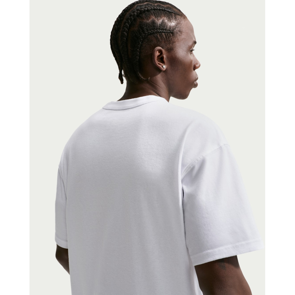 Футболка Nike Sportswear Premium Essential Tee IH1121-100