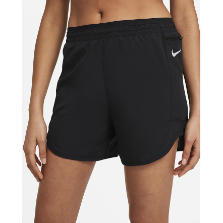 Женские шорты Nike Tempo Luxe Short 5IN CZ9576-010