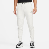 Штаны Nike Sportswear Tech Fleece Joggers CU4495-030