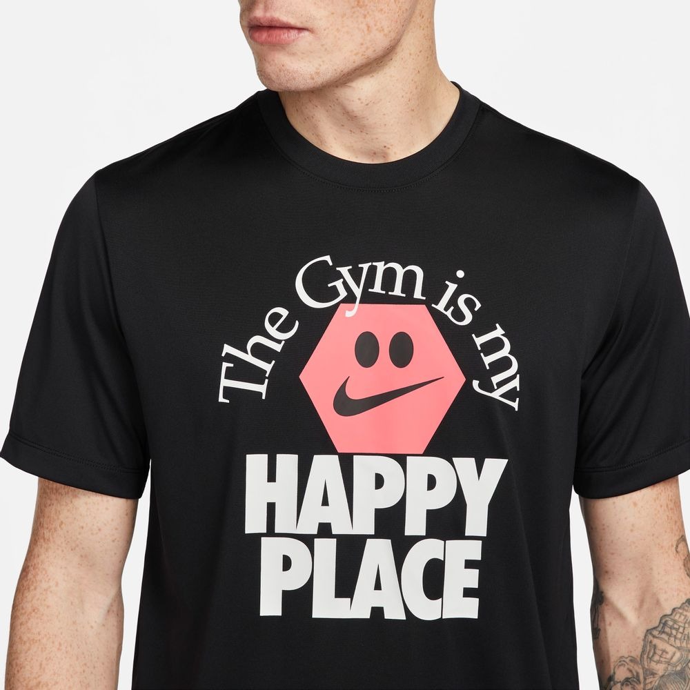 Футболка Nike Dri-FIT Happy Place Tee FD0140-010