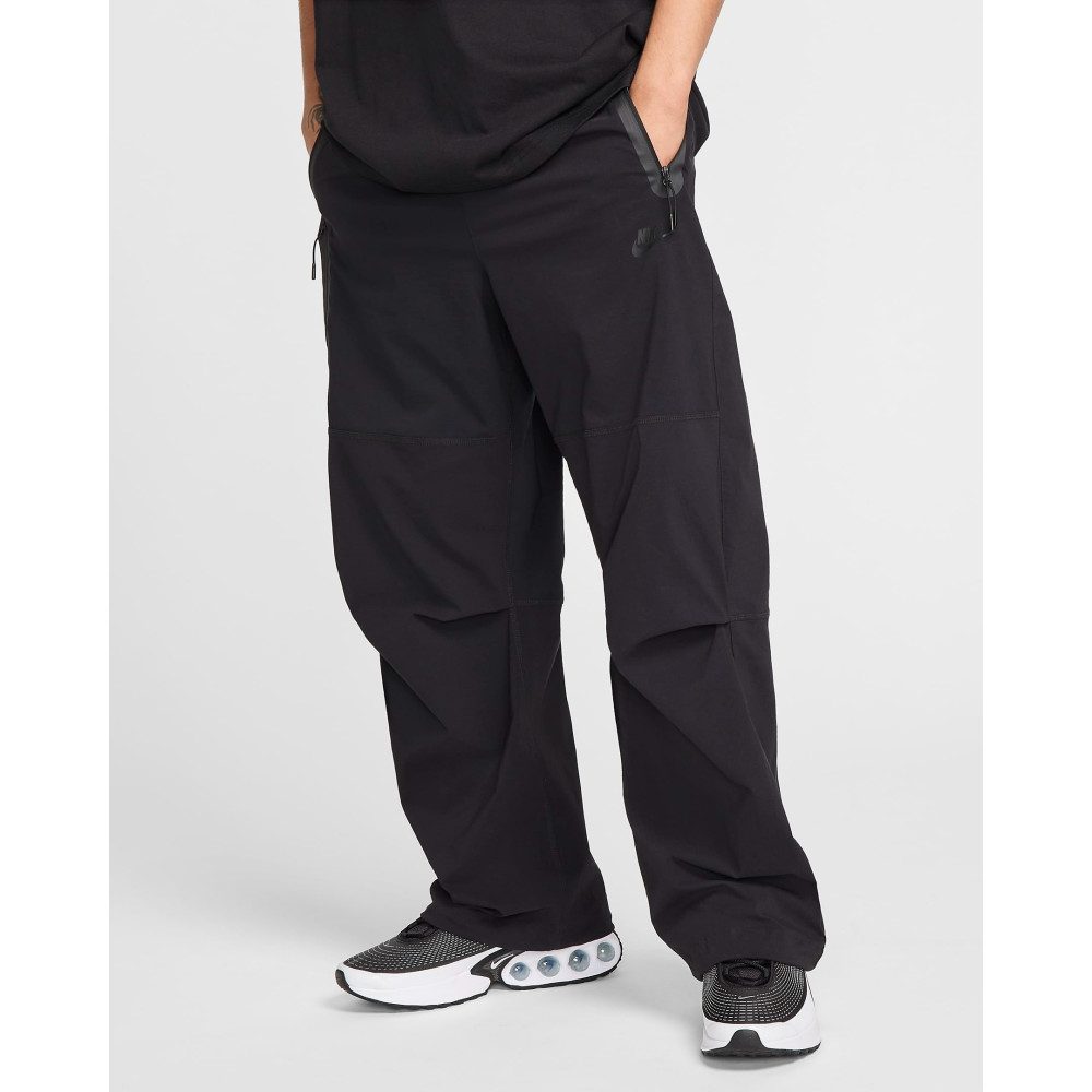 Штани Nike Tech Fleece Woven Oversized Pant HM7158-010
