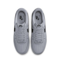 Кросівки Nike Air Force 1 07 LV8 HQ2037-004