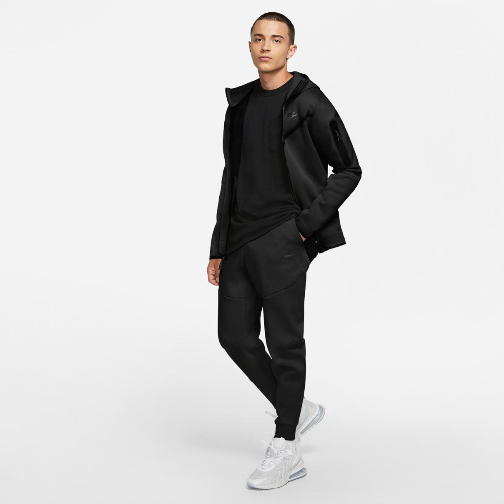 Штаны Nike Sportswear Tech Fleece Joggers CU4495-010