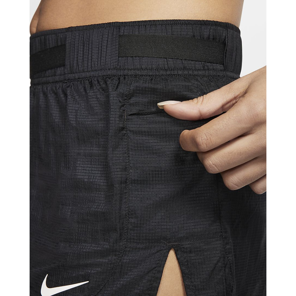 Жіночі шорти Nike Iconclash Short CJ2429-010